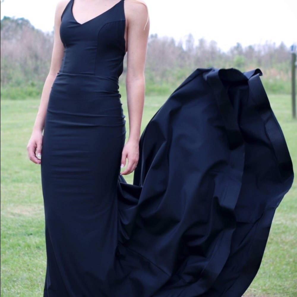 Jessica Angels Formal Gown - Picture 1 of 8